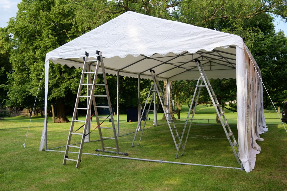 How-to-Keep-Guests-Comfortable-with-the-Right-Tent-Setup-hangar-wedding-venue-the-hangar-new-orleans-